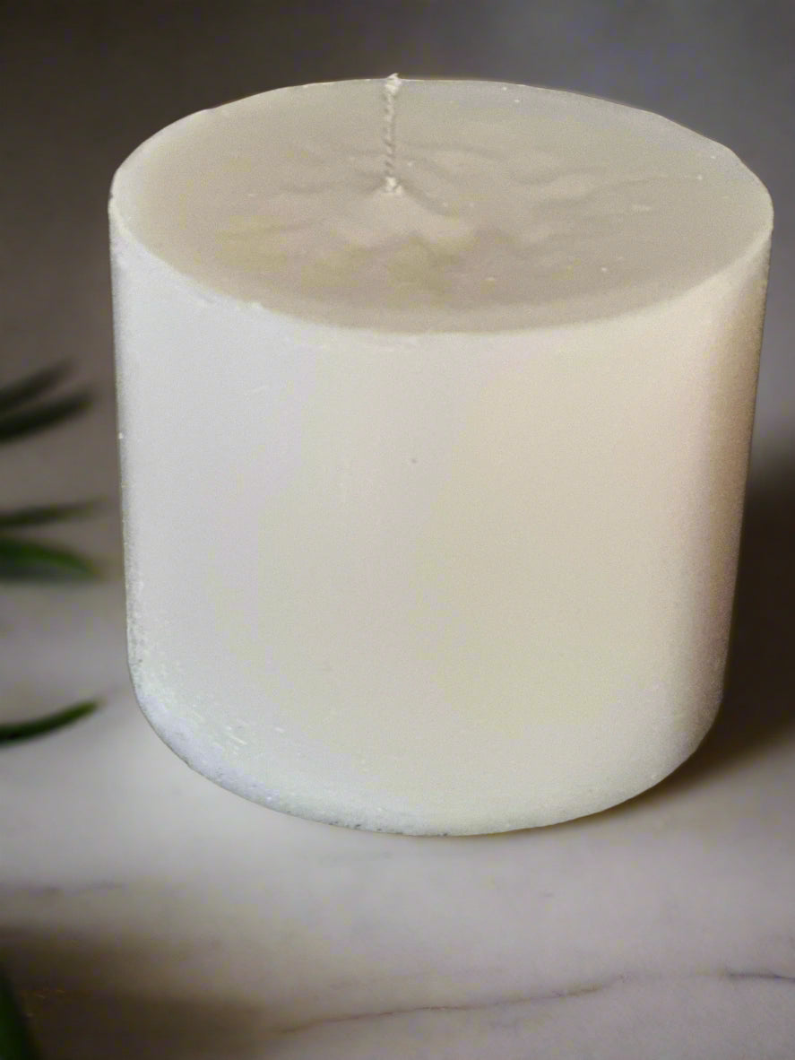 Luxe Edge Candle